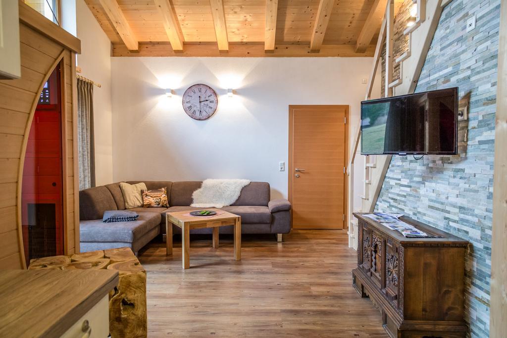 Zugspitzchalets 比伯维尔 客房 照片