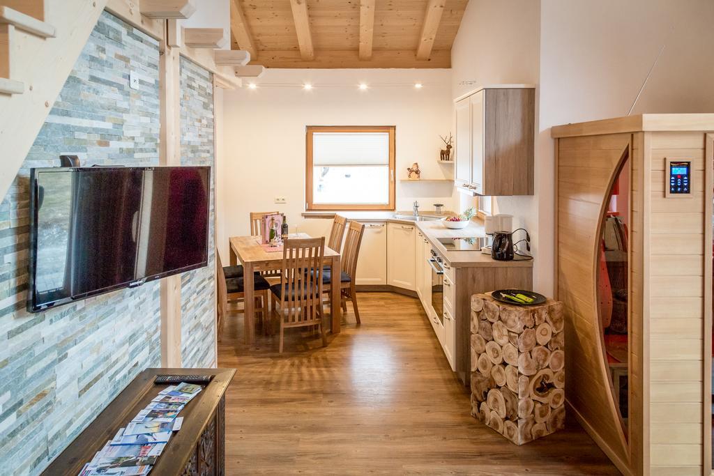 Zugspitzchalets 比伯维尔 客房 照片